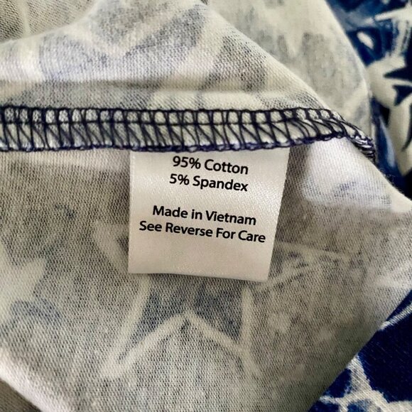 Coral Bay Short Sleeve Pullover Top Blue with Stars Women's 1X NEW - Picture 9 of 10